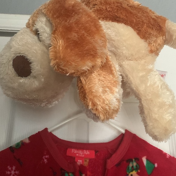 Bundle fleece Christmas PJ and plush animal puppet dog - Picture 2 of 11